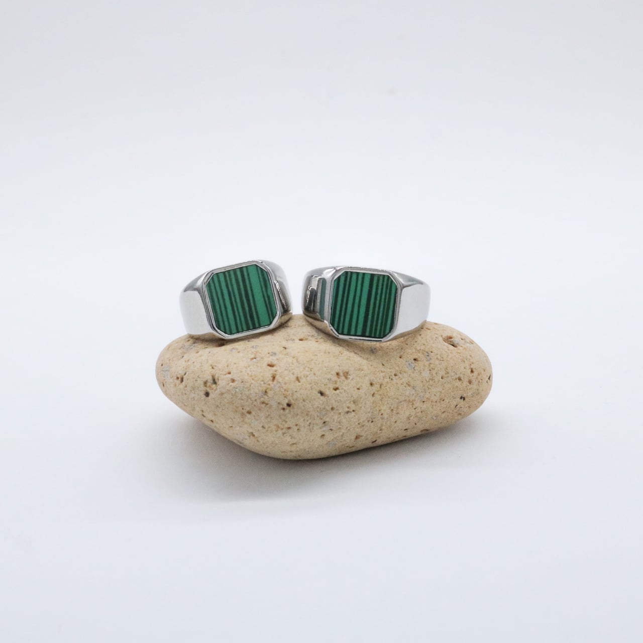 green stone ring(森林保全団体へ寄付)