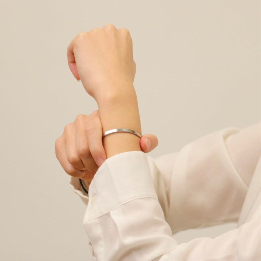 stainless bangle
