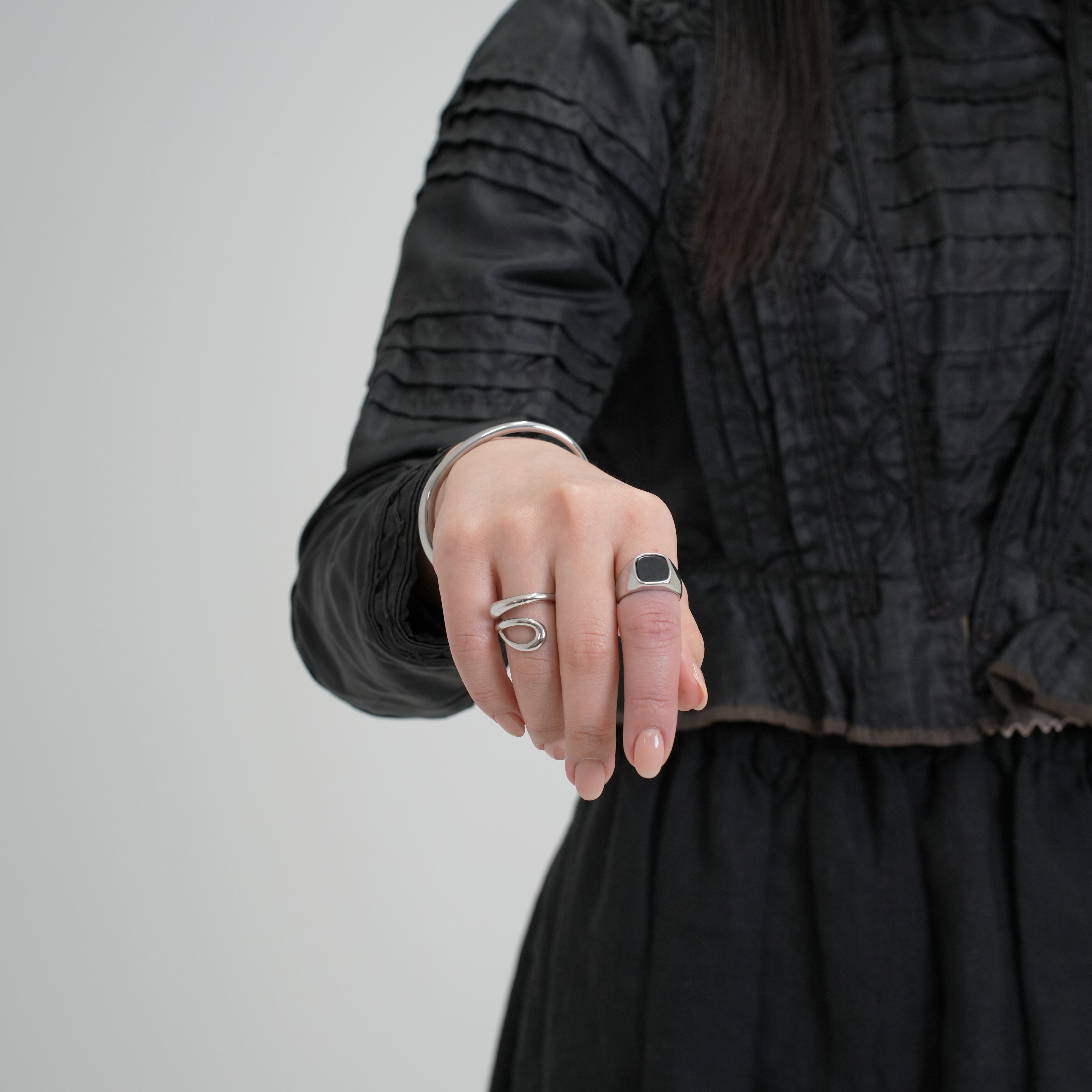 irregular knot ring