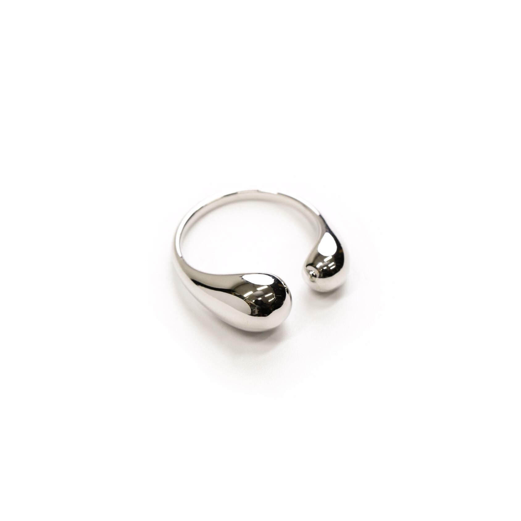 water drop ring Ⅱ (海岸美化財団へ寄付)