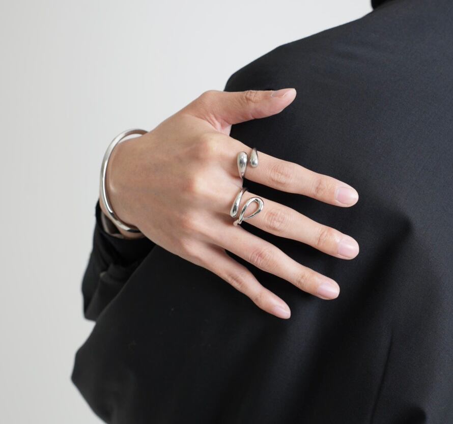 irregular knot ring