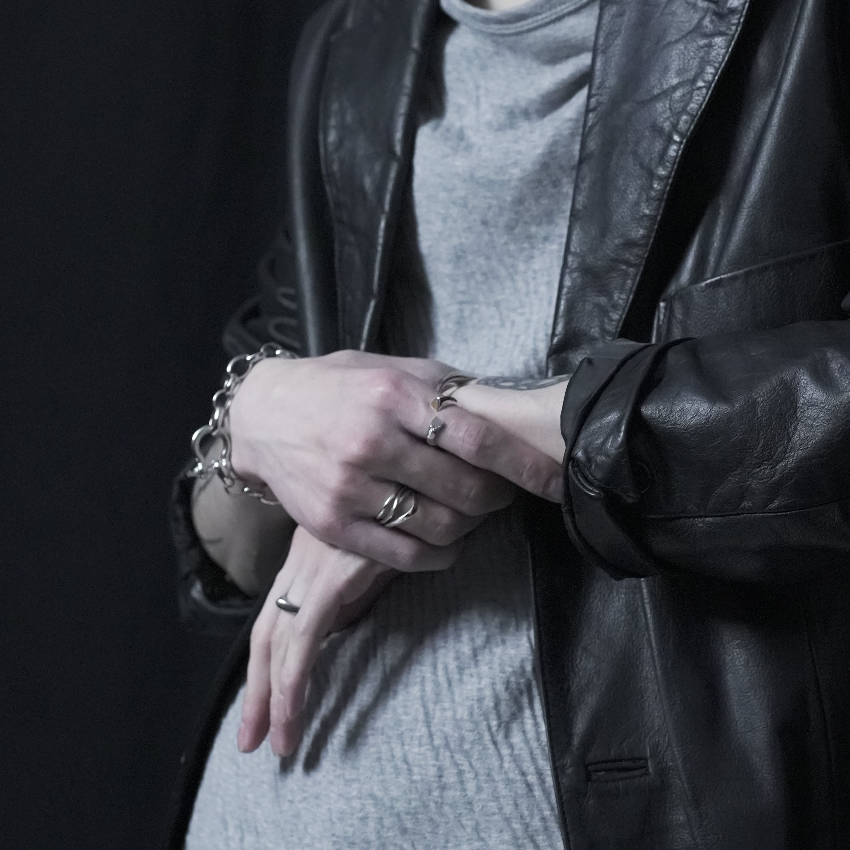 triangular twist ring