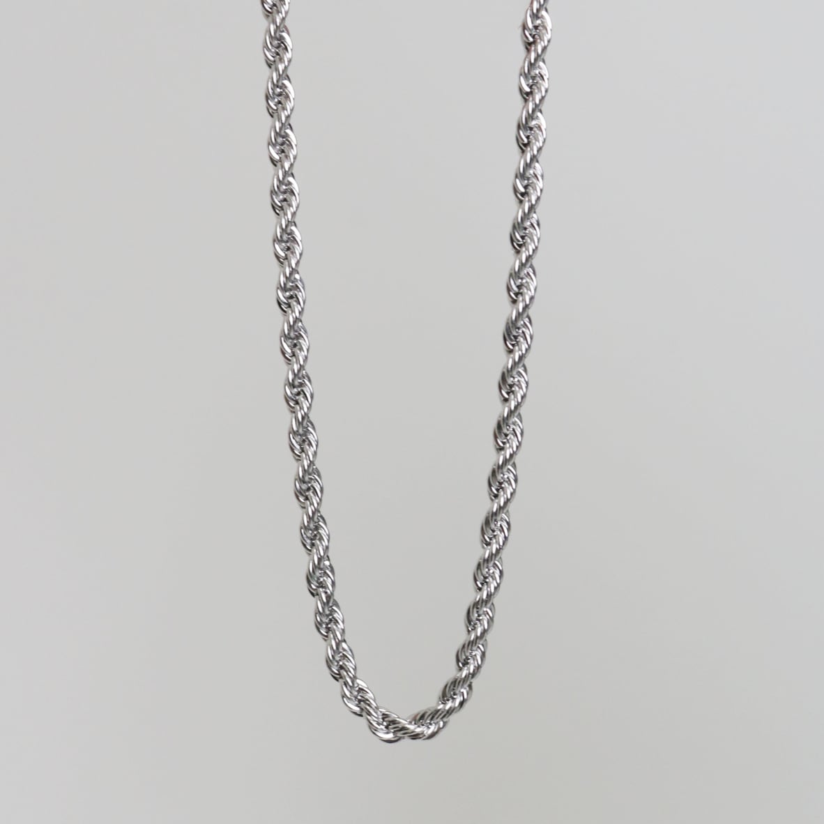 twist necklace