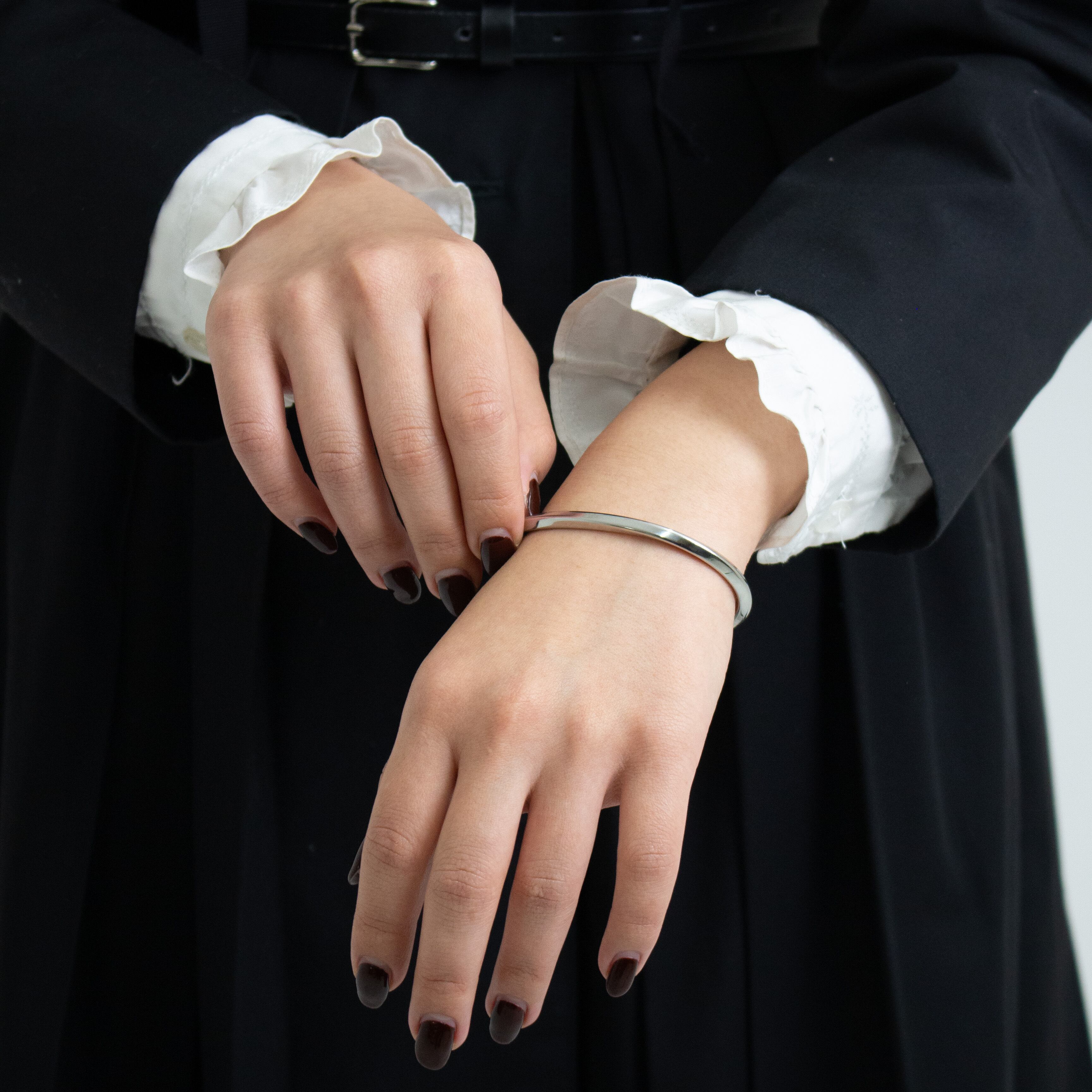 simply twist bangle