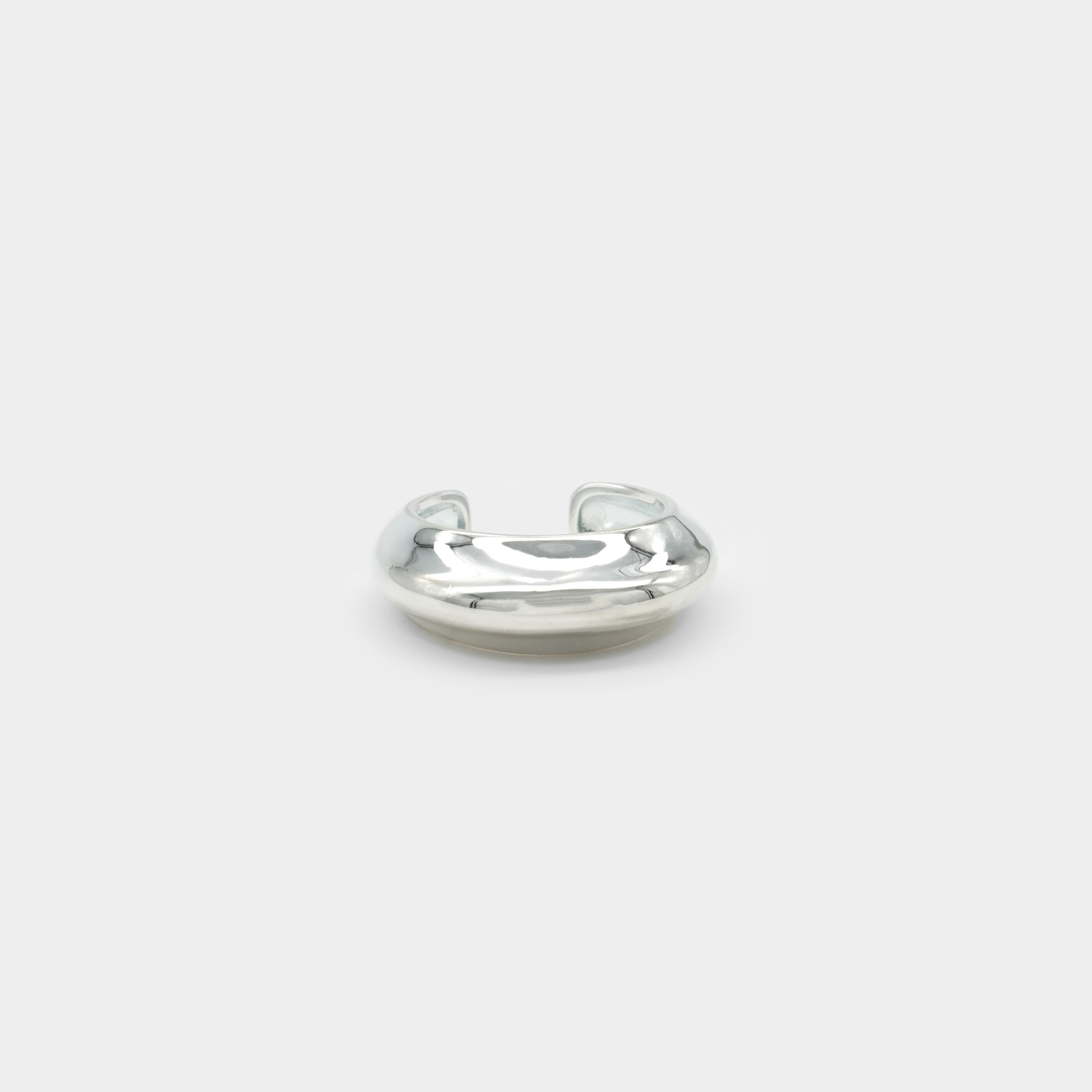 metal ring