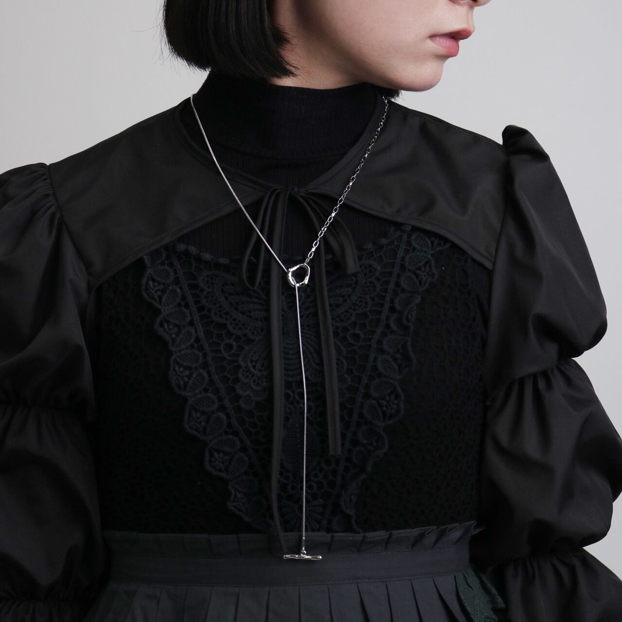 Long Mantel necklace