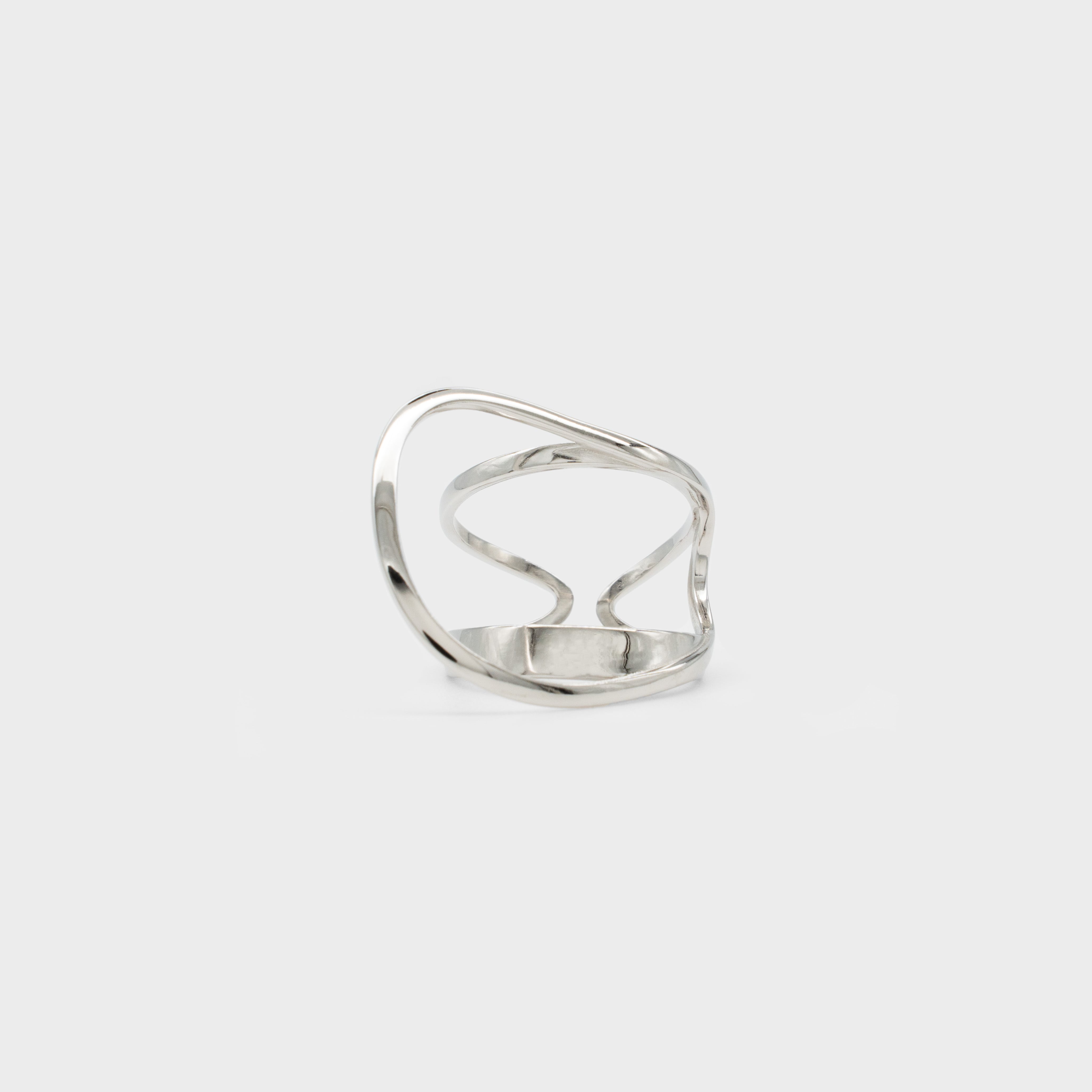 Butterfly ring