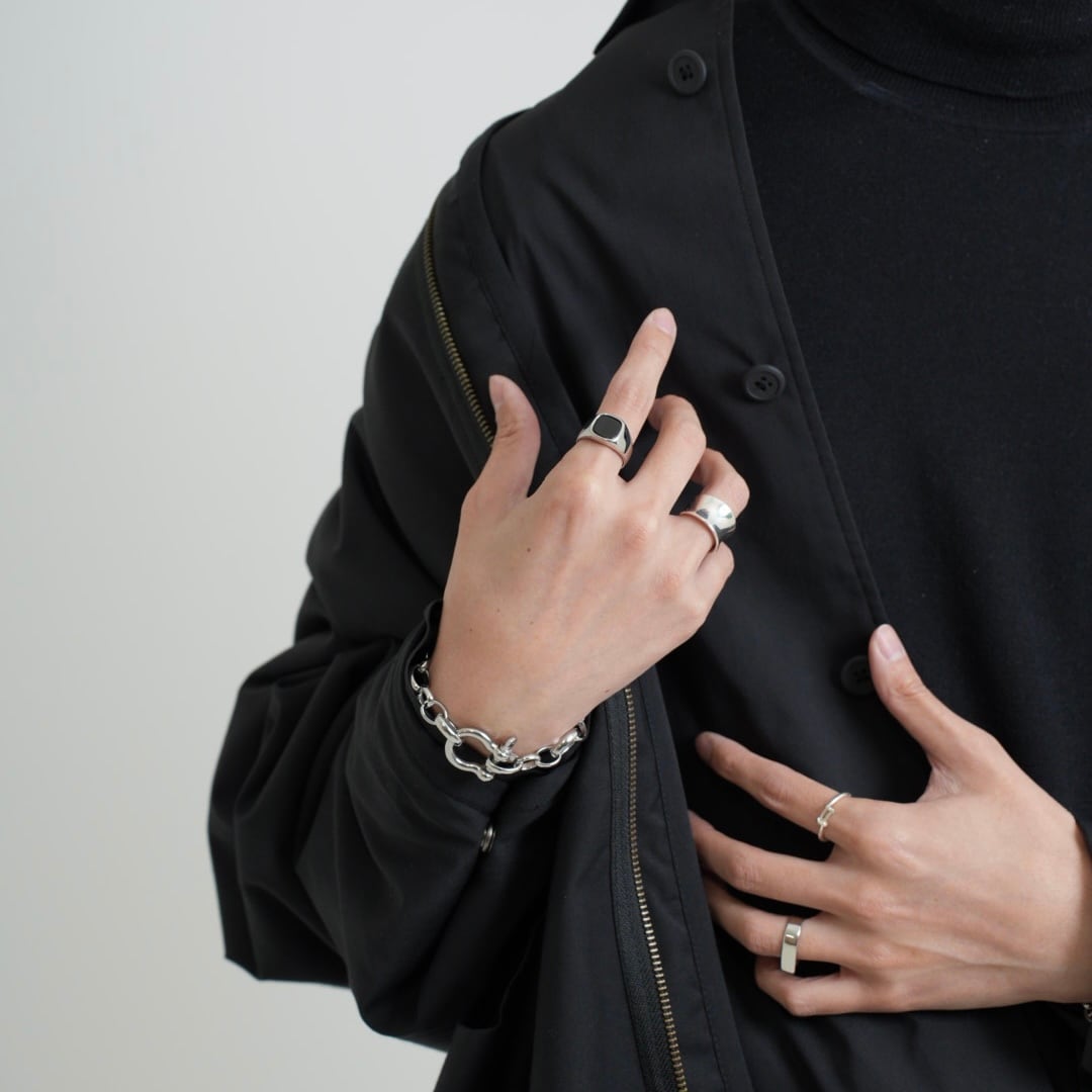 U-bracelet