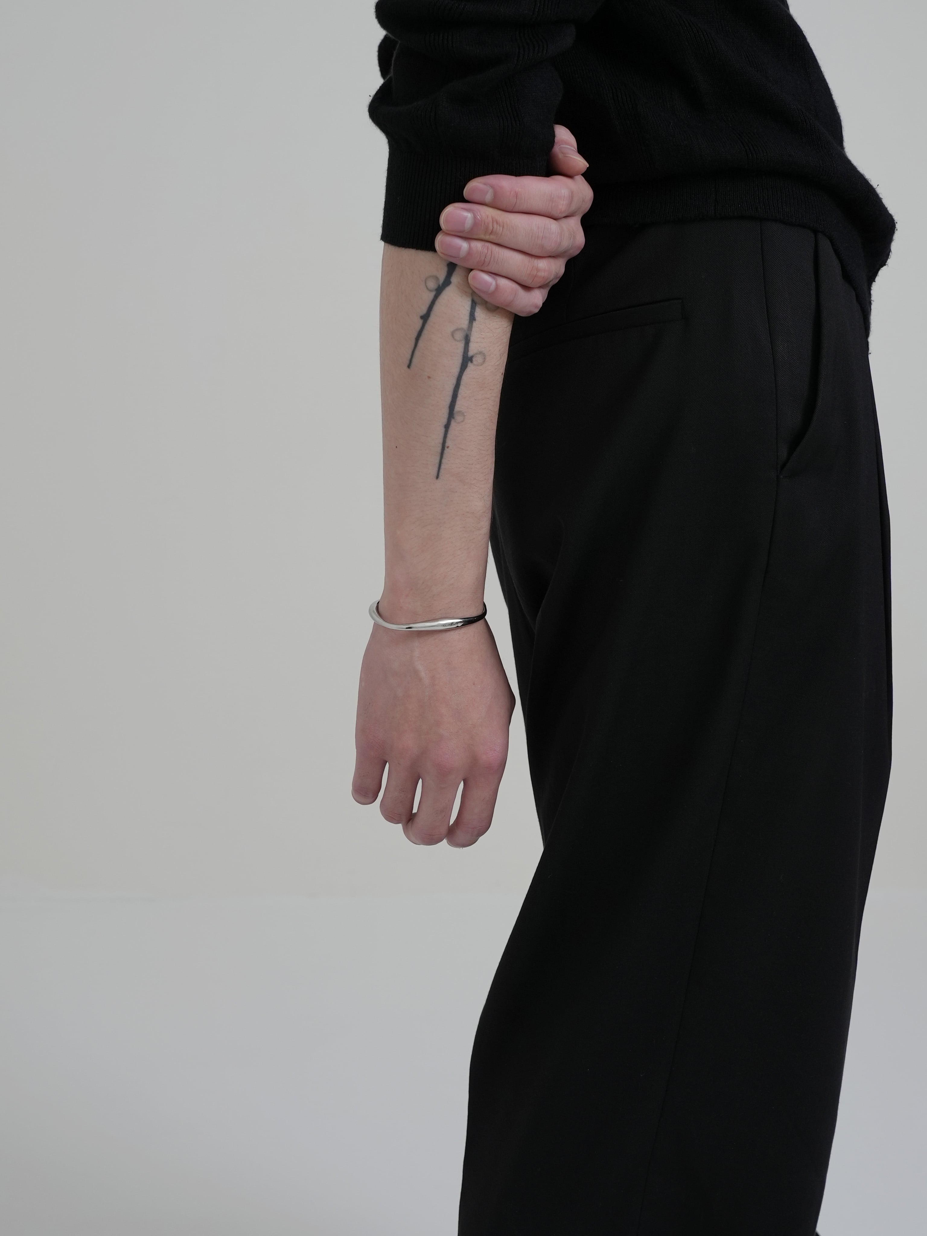 Deformation bangle