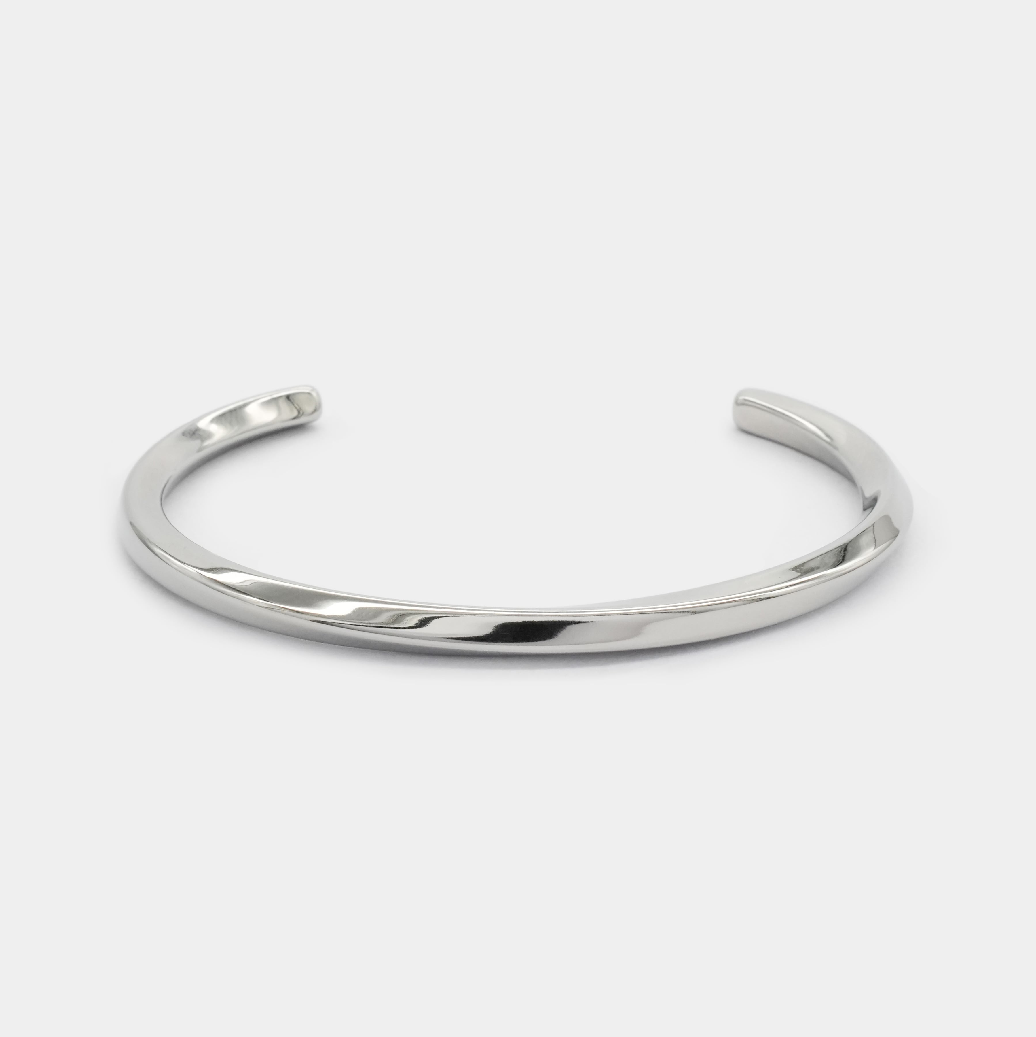 simply twist bangle