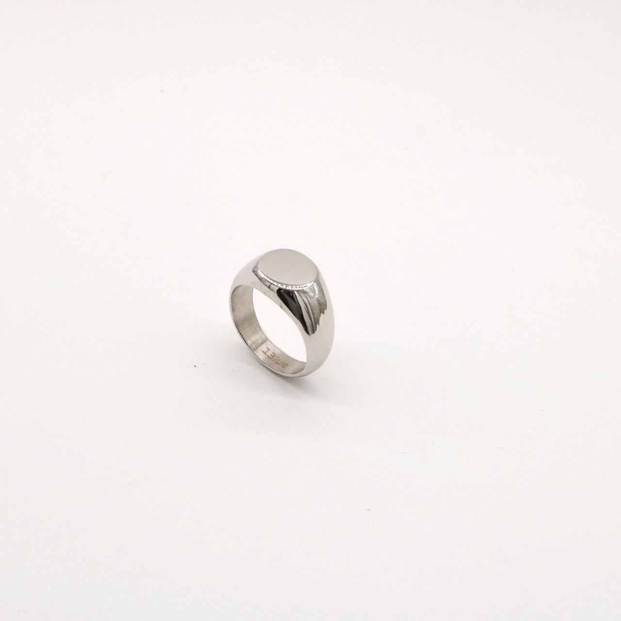 new Round stone ring