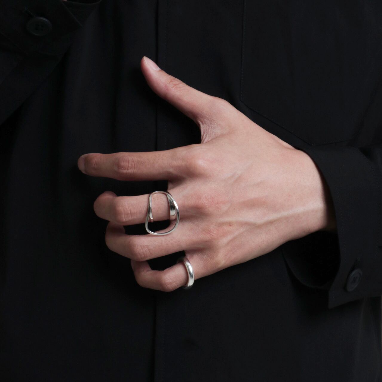 Butterfly ring