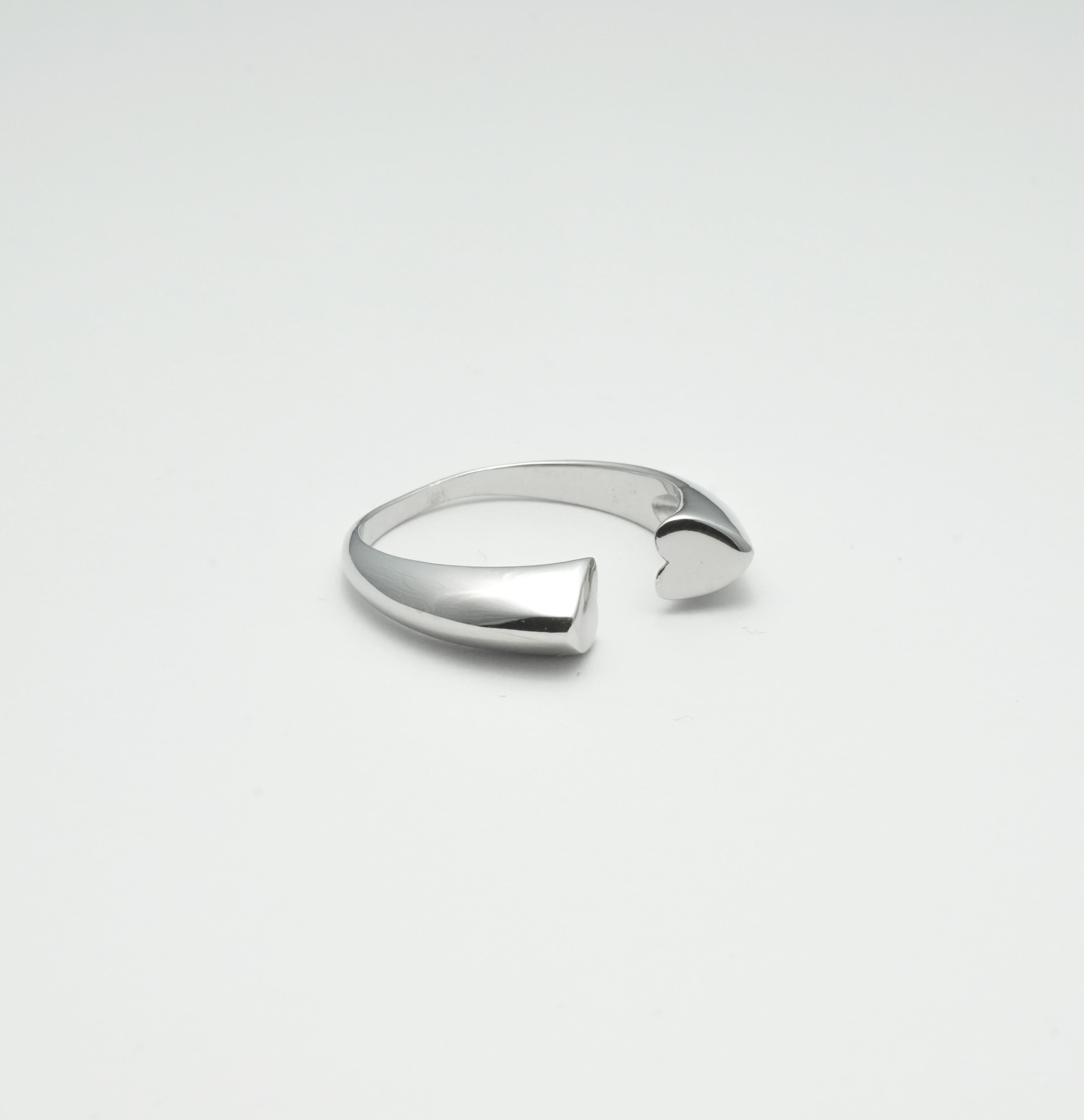 Heart ring Ⅱ