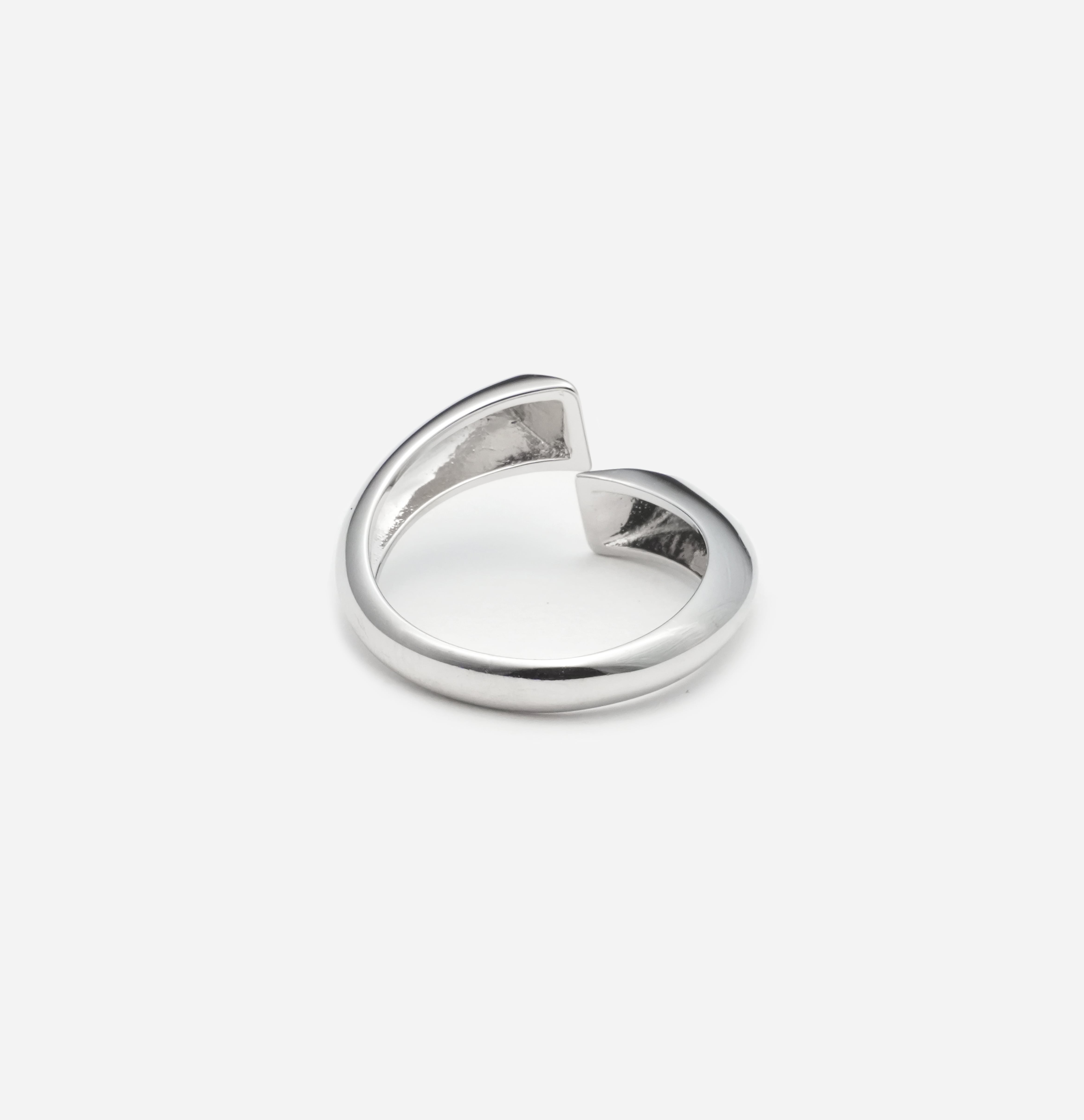triangular twist ring