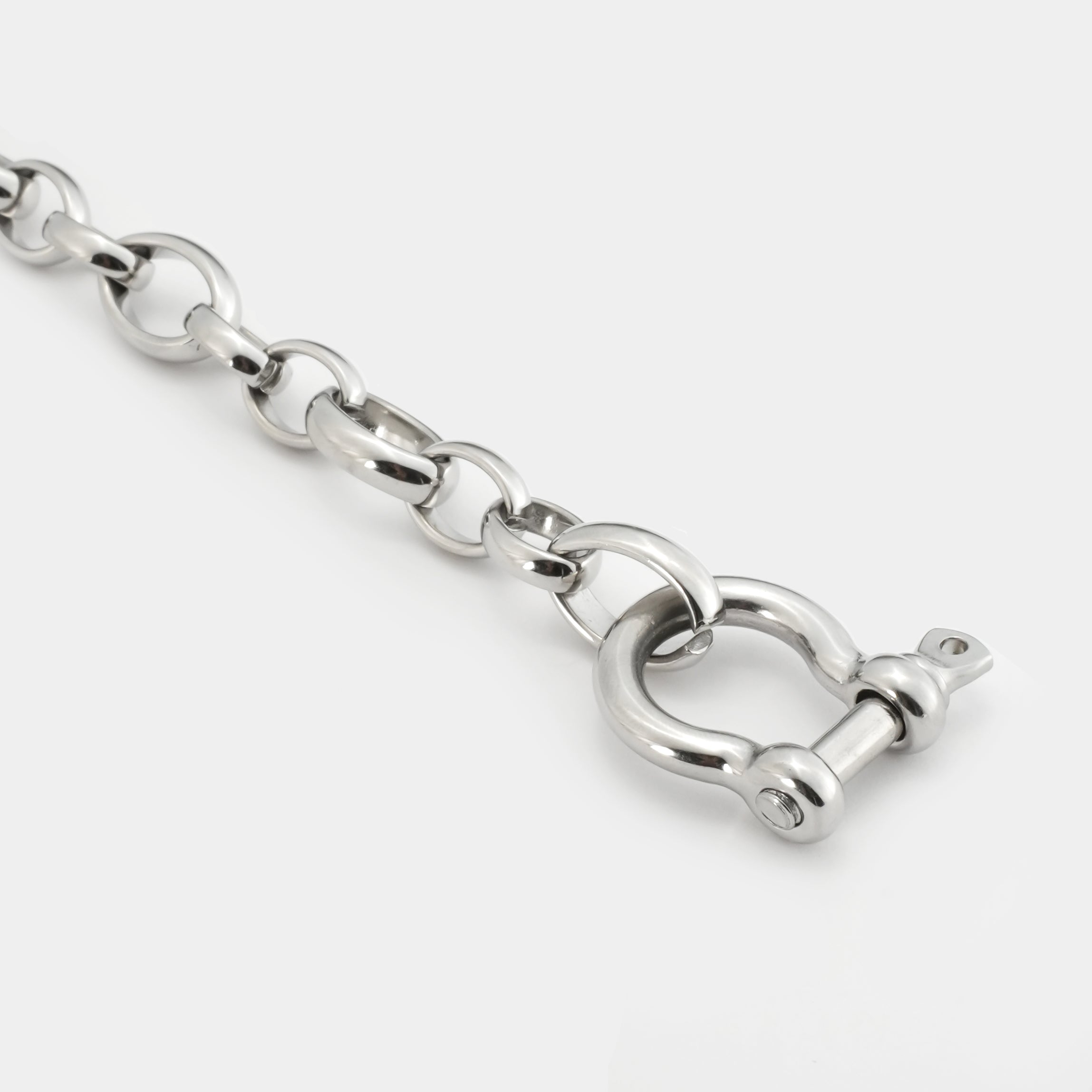 U-bracelet