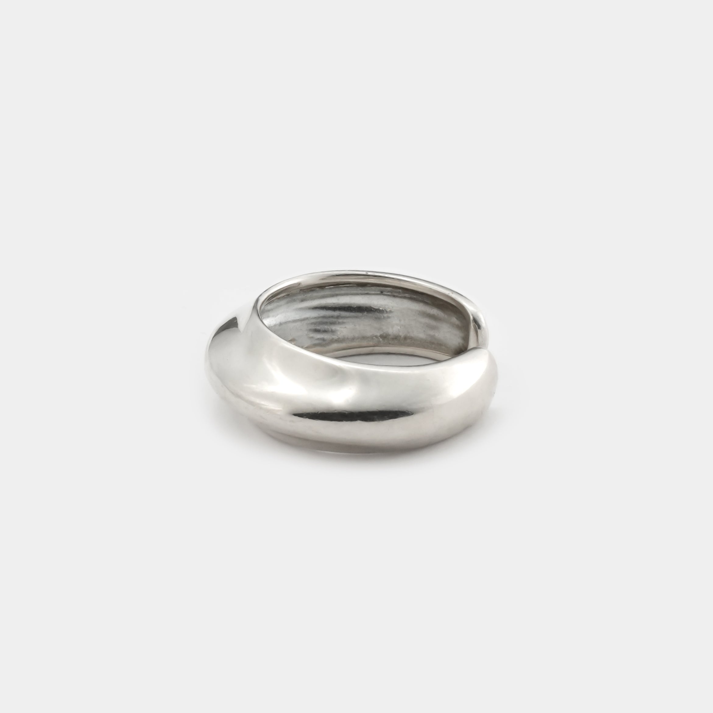 metal ring
