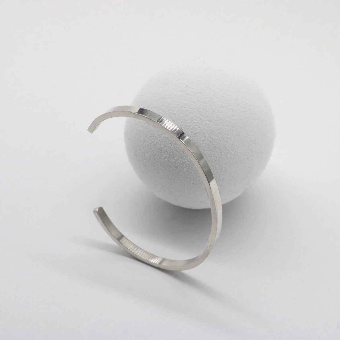 stainless bangle