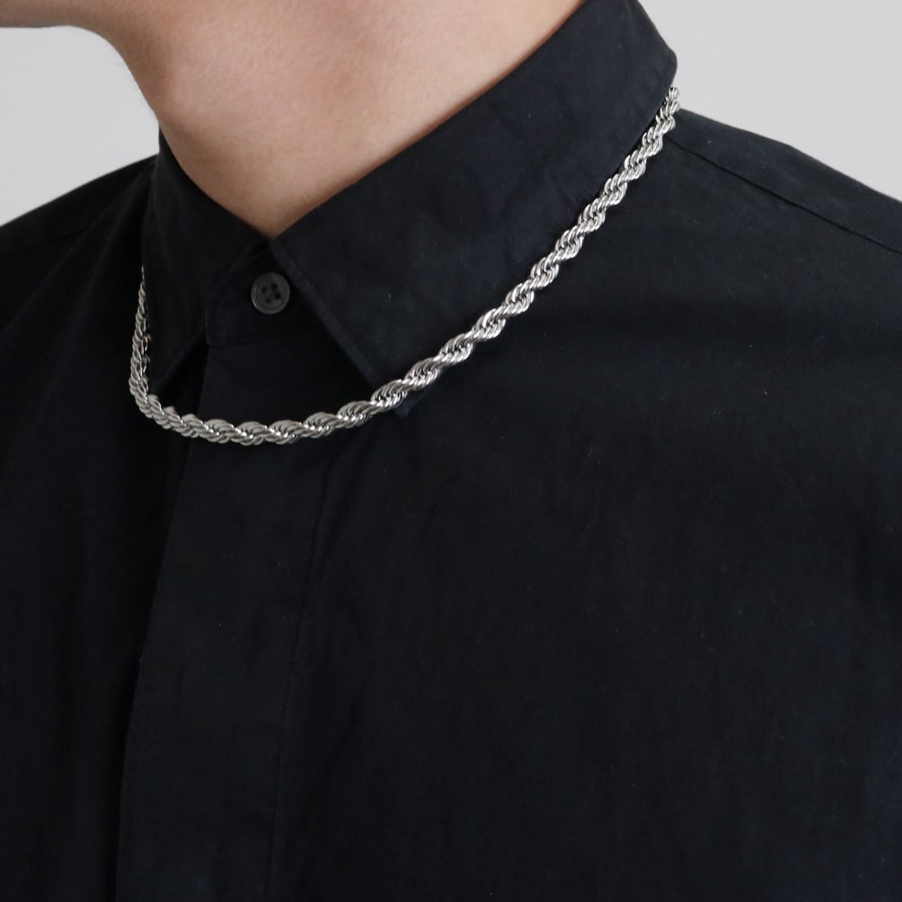 twist necklace