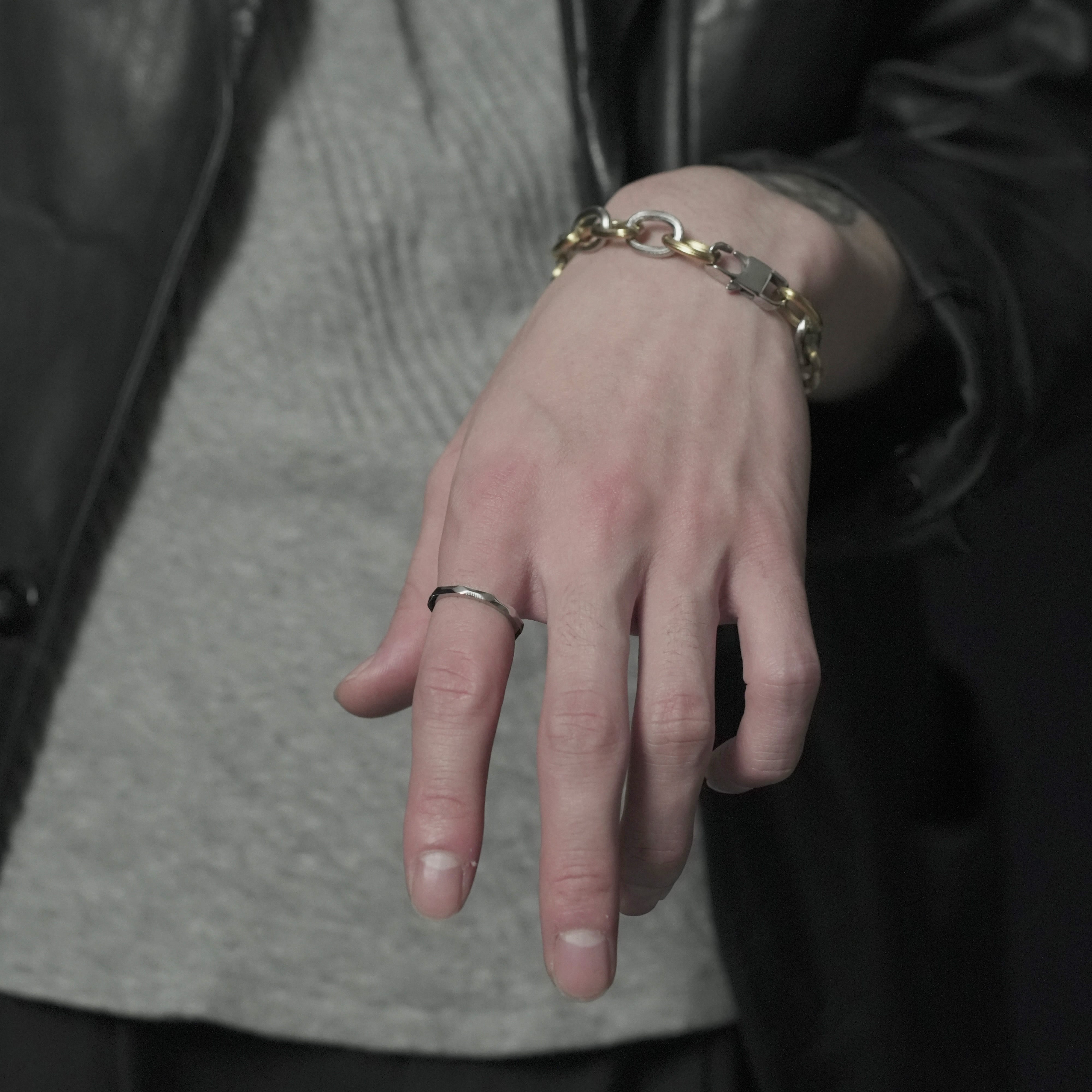 polygonal ring