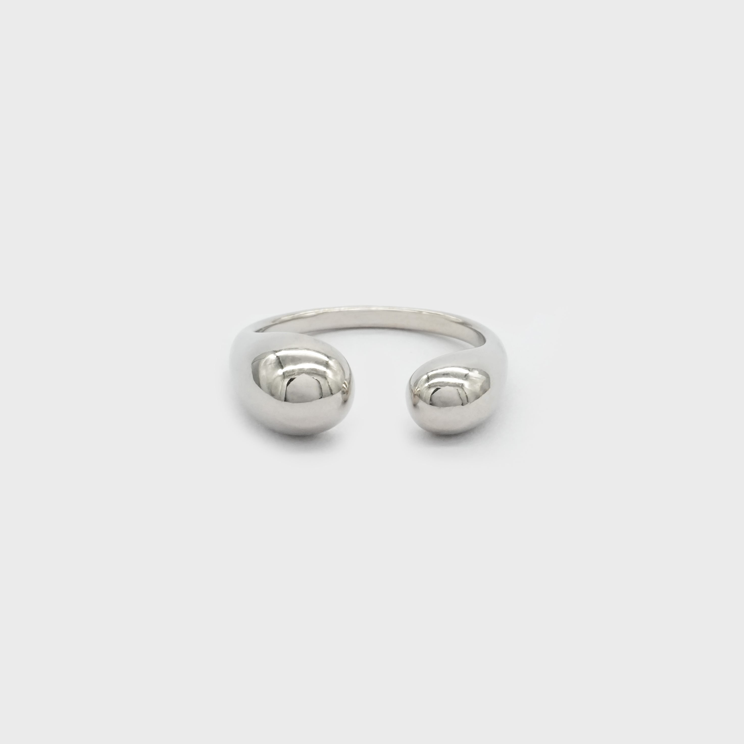 water drop ring Ⅱ (海岸美化財団へ寄付)