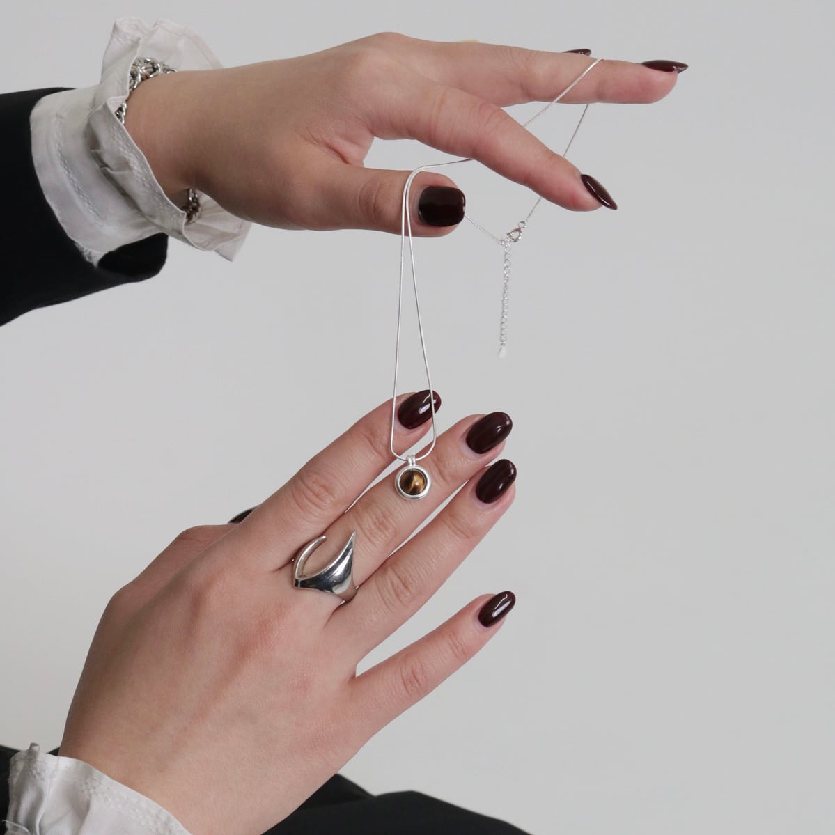 Horse horn ring