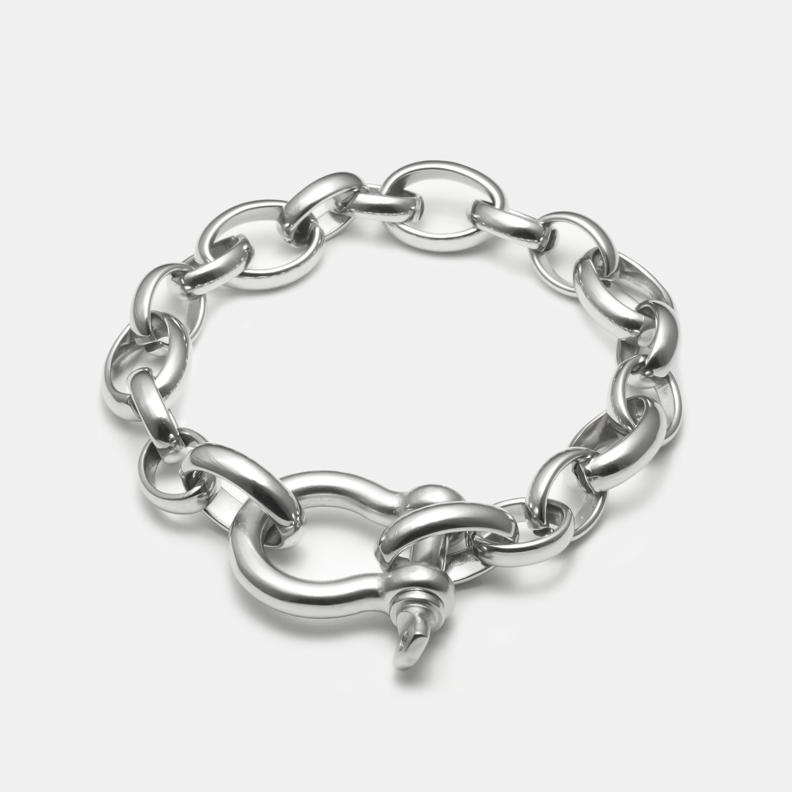 U-bracelet