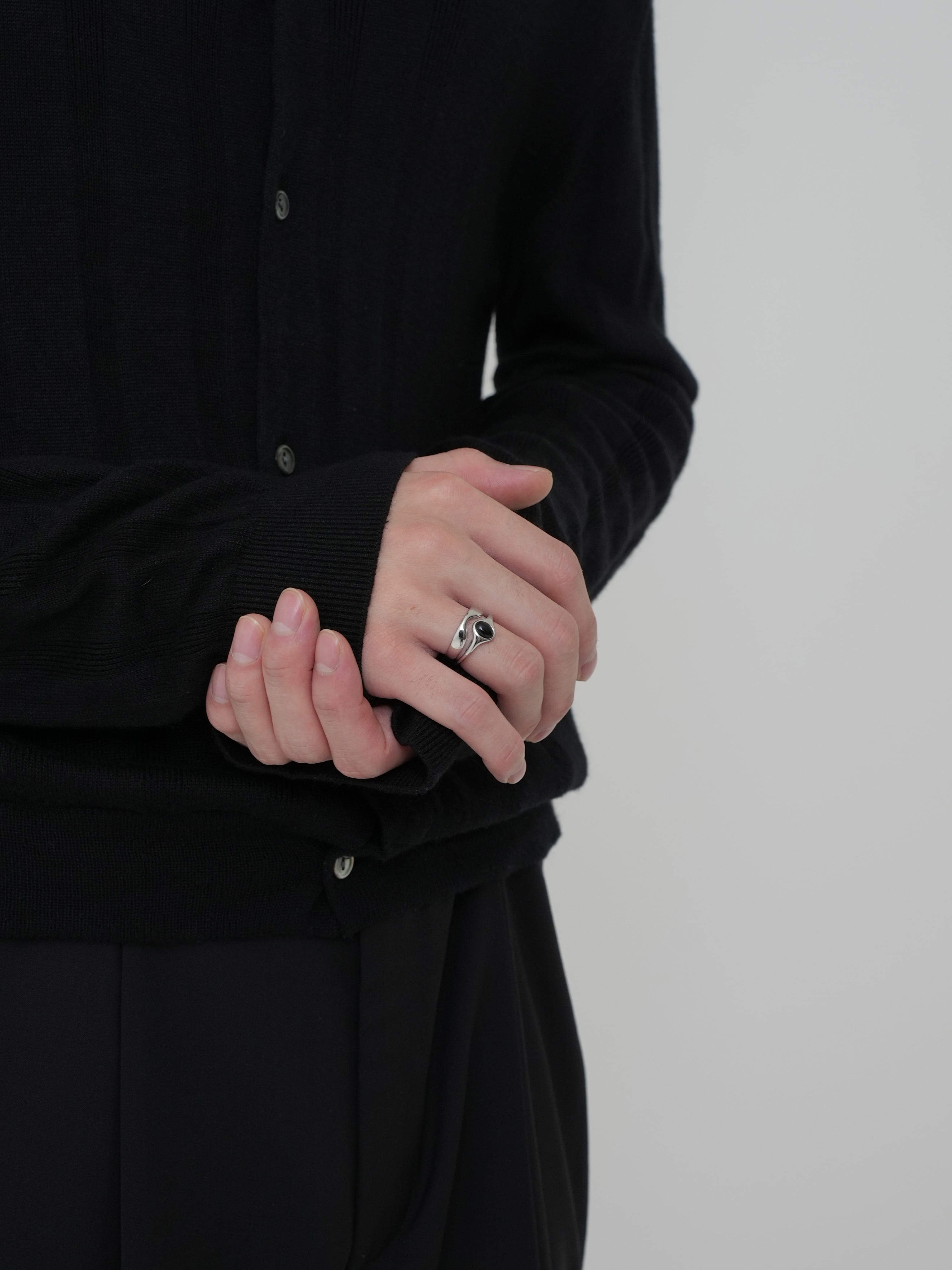 Black double ring